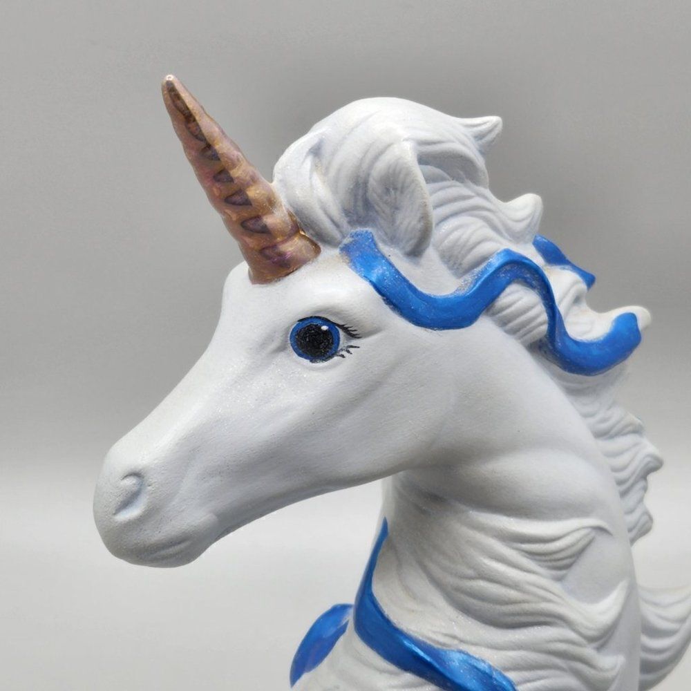 Hand Painted Ceramic Unicorn Blue Mythical Fairytale Fantasy 7.5x9 Chalked - Picture 6 of 6